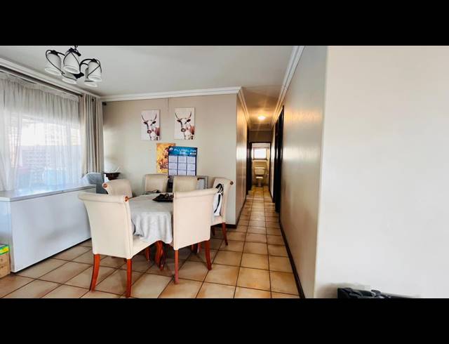 4 BEDROOM HOUSE TO LET IN BLUFF